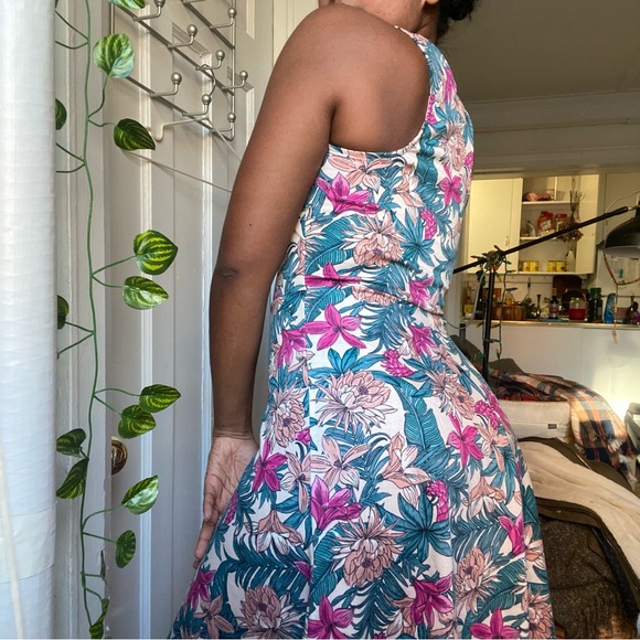 H&M Floral Retro Sleeveless Dress - Picture 3 of 3